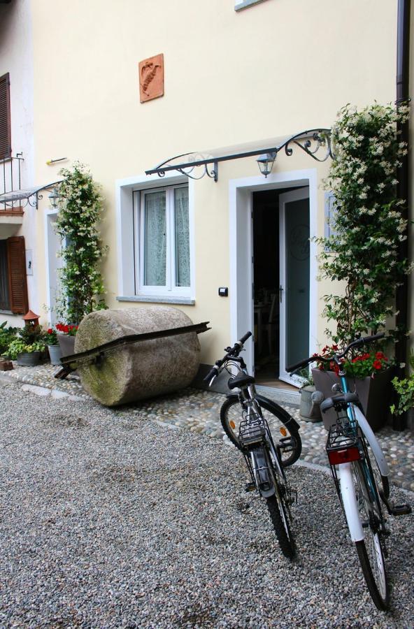 La Piccola Corte Malpensa, 8 Minuti D'Auto Vizzola Ticino Bagian luar foto